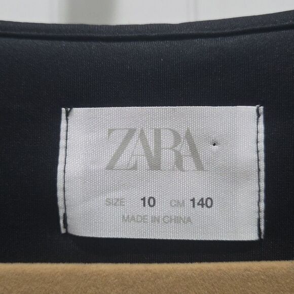 Zara Black Womans Utility Hooded Vest, Size 10 - Picture 2 of 6